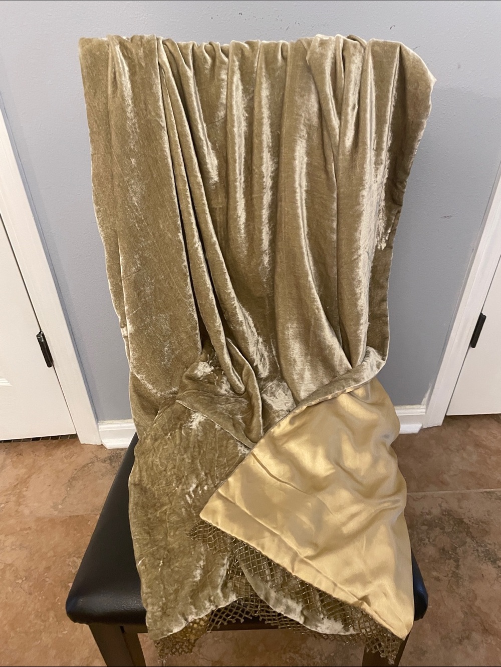 Gold Champagne Velvet Accent Throw Blanket 61x49 Luxury Braided Ends Lined India